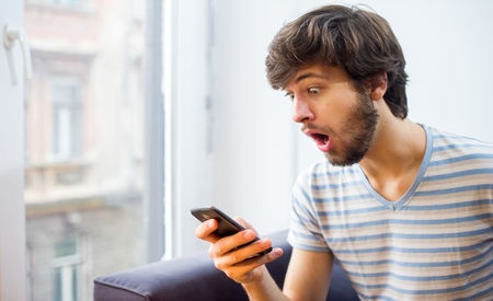 Flirter pour rendre jaloux